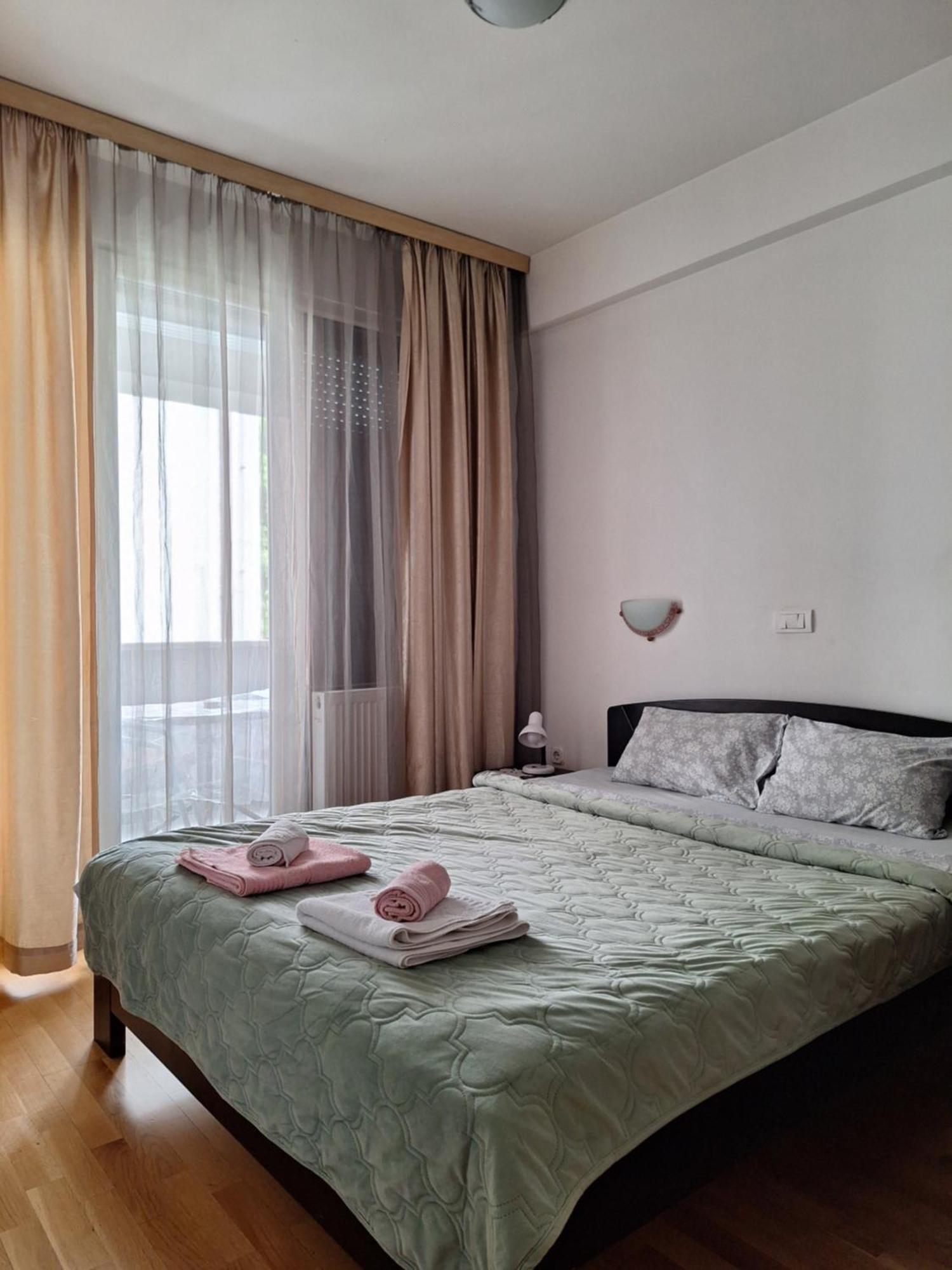 Metropolis Skopje Apartments ภายนอก รูปภาพ
